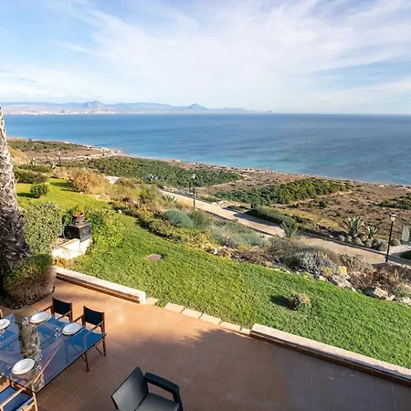 Almela's Villa Santa Pola