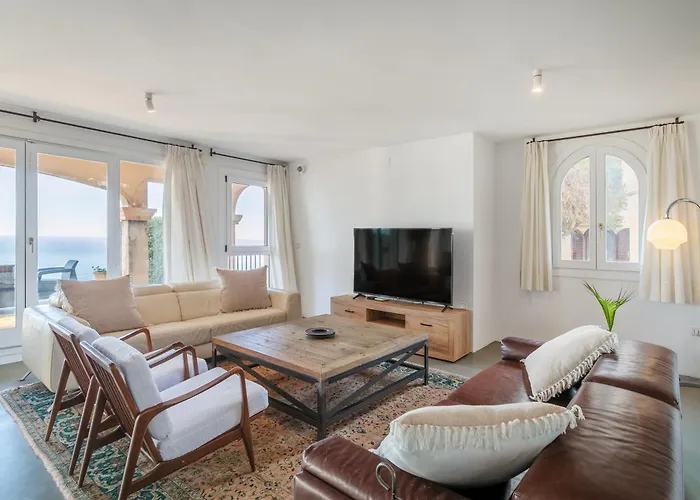 Almela's Villa Santa Pola