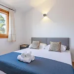 Almela's Santa Pola